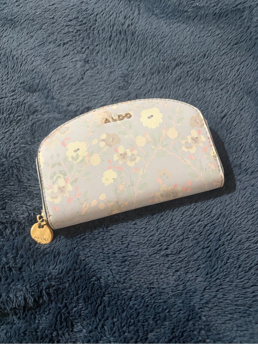 ALDO Floral Zip Wallet – Light Cream